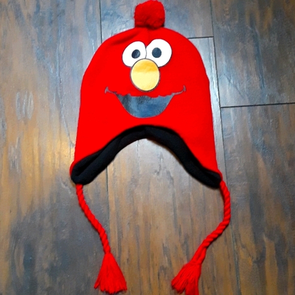Sesame Street Elmo Winter Hat - Picture 2 of 14